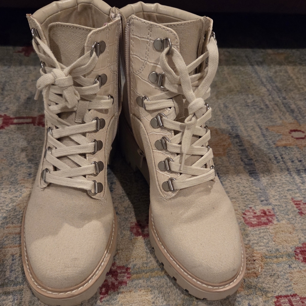 Dolce Vita Women's Cream Canvas Lace-Up Boots With Side Zipper